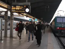 Disagi alla stazione ferroviaria di Mestre a causa dell'introduzione del nuovo orario cadenzato