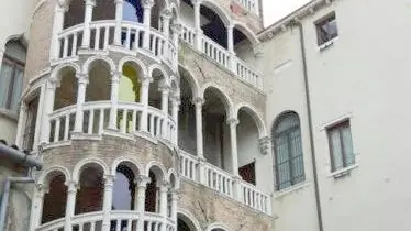 La sede Ipav alla scala Contarini del Bovolo