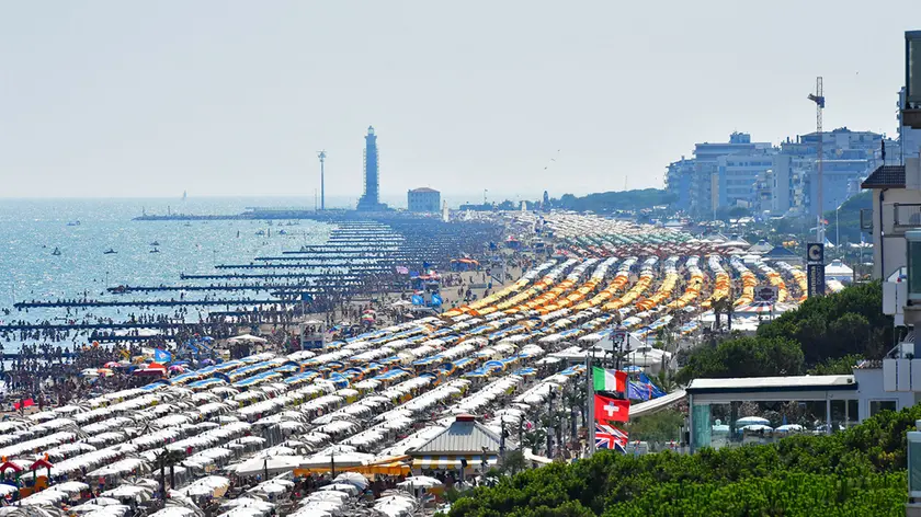 DE POLO - DINO TOMMASELLA - JESOLO - LA SPIAGGIA