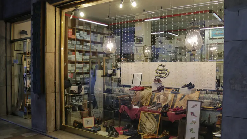 Commercianti storici del centro di Mestre - nella foto Segalin calzature di via Pio X