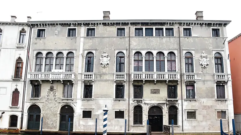 Interpress\M.Tagliapietra Venezia 16.09.2021.- Palazzo D'Anna Viaro Martinengo Volpi di Misurata sul Canal Grande.