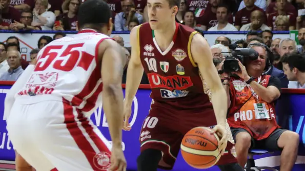 Foto Agenzia Candussi/Scattolin/Palasport Tagliercio, Mestre / Umana Reyer Venezia - EA7 Armani Milano, nella foto De Nicolao