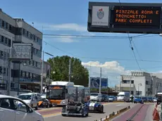 Interpress/Gf.Tagliapietra.14.07.2016.- Taraffico in tilt sul "ponte della Libertà"