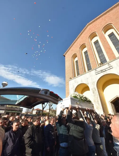 DE POLO - DINO TOMMASELLA - S. MICHELE - FUNERALE DI JESSICA