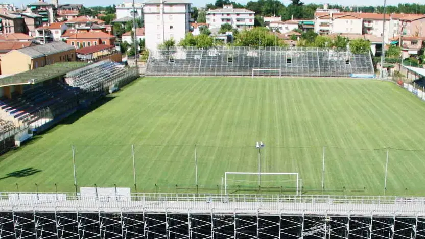 BIANCHI VIA BARACCA: STADIO BARACCA IN VIA BARACCA MESTRE