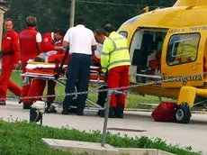 TREVISO 07/10/2004 SUEM E LAVANDERIA OSPEDALE, OPERAZIONE ELISOCCORSO SUEM E LAVANDERIA OSPEDALE