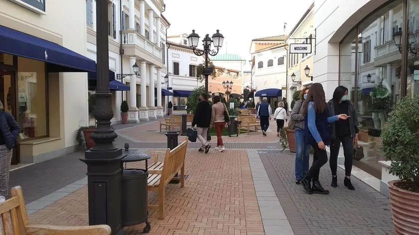 CARRAI - TOMMASELLA - NOVENTA - OUTLET