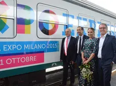 INTERPRESS/GF.TAGLIAPIETRA. EXPO 2015. IL TRENO DELL'ESPOSIZIONE UNIVERSALE. NELLA FOTO, ERNESTO MAURI(MONDADORI)GIUSEPPE SALA(AMM.DELEGATO DELL'EXPO 2015),MICHELE MARIO ELIA (AMM.DELEGATO FS ITALIANE.ORNELLA MUTI MATRINA
