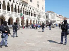 Le pattuglie antiterrorismo sono schierate già da alcuni giorni in piazza San Marco